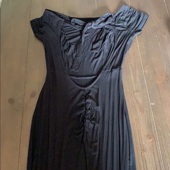 Gorgeous ASOS black backless dress size 6 - Picture 6 of 8